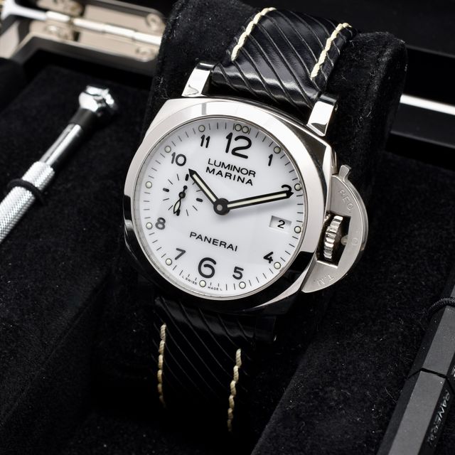 Panerai Luminor Marina PAM00523 Image 5